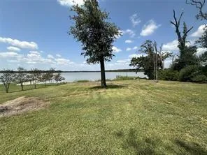 $2,900 | 402 Redbud A, Mexia, TX 76667