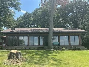 $2,900 | 402 Redbud A, Mexia, TX 76667