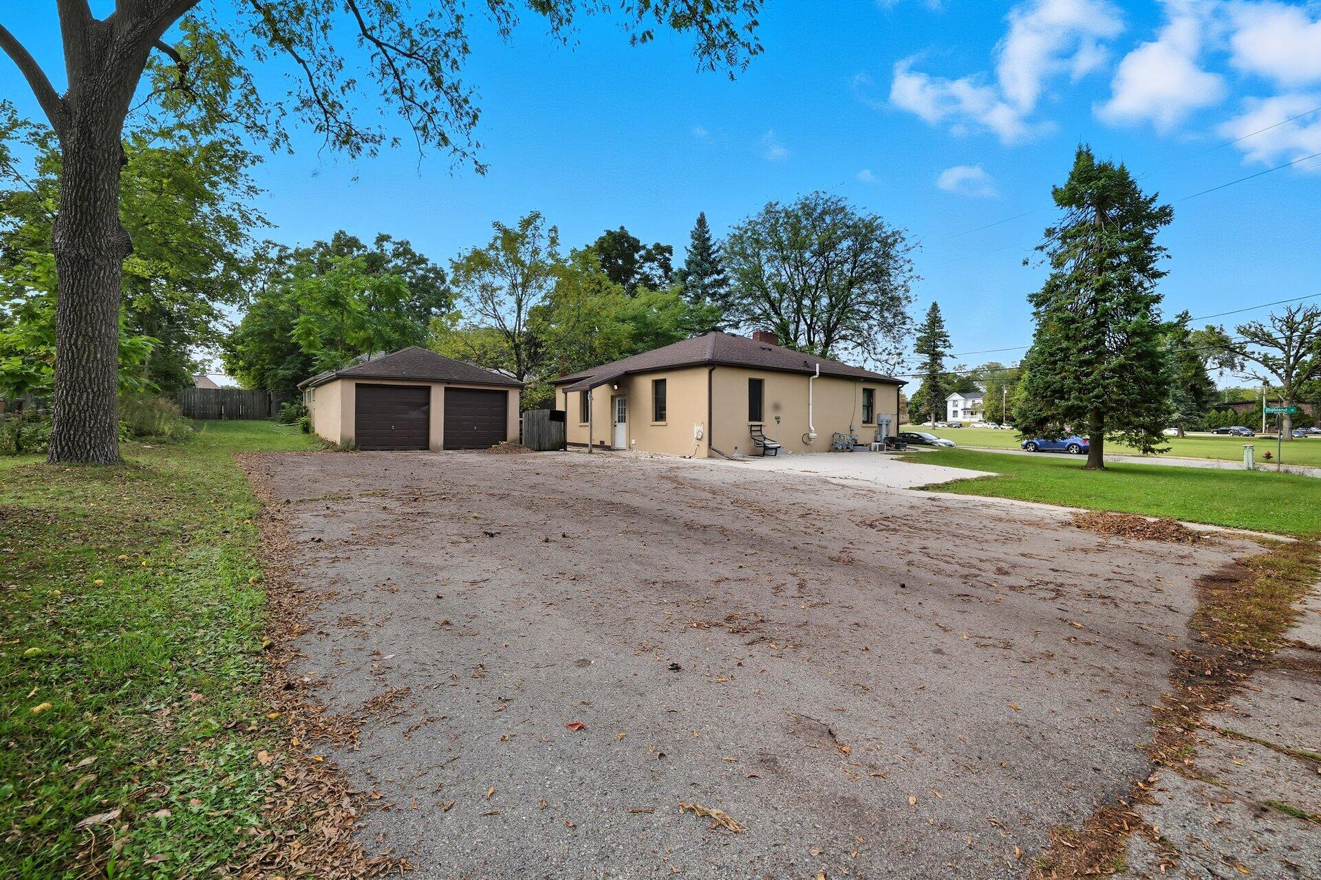 805 West Highland Street Whitewater, WI 53190 - Photo 2 of 17 Exterior Side and Garage