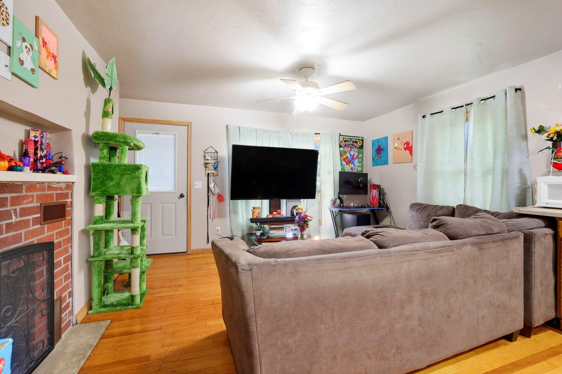 805 West Highland Street Whitewater, WI 53190 - Photo 4 of 17 Unit 1 Great Room