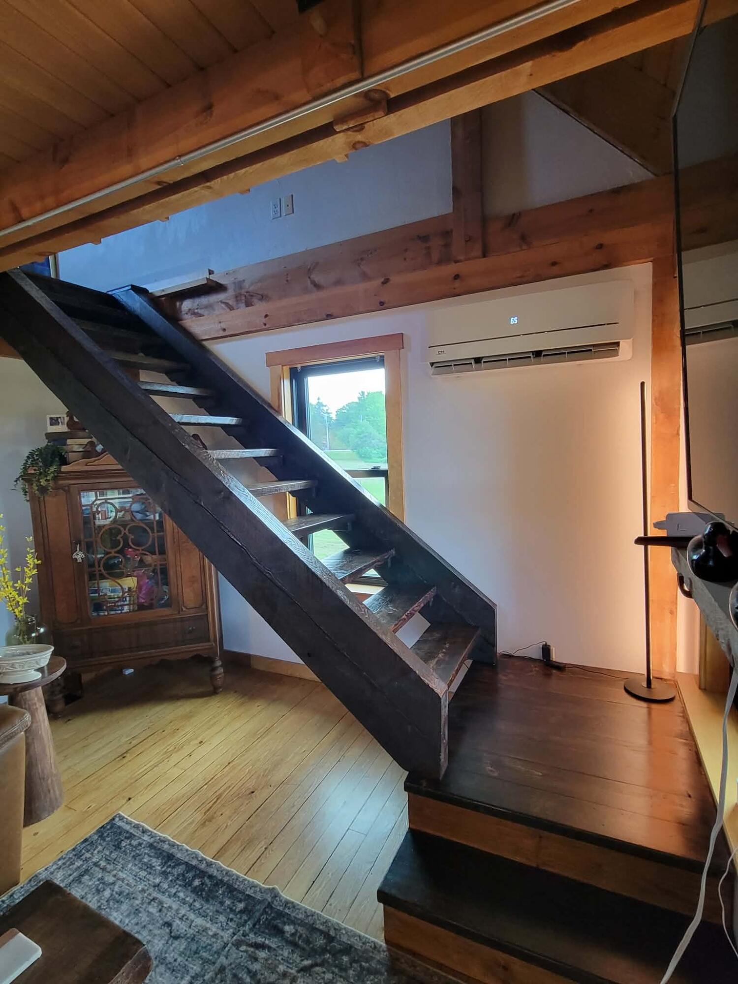 553 North Dexter Road Dexter, ME 04930 - Photo 51 of 55 553 n dexter stairs