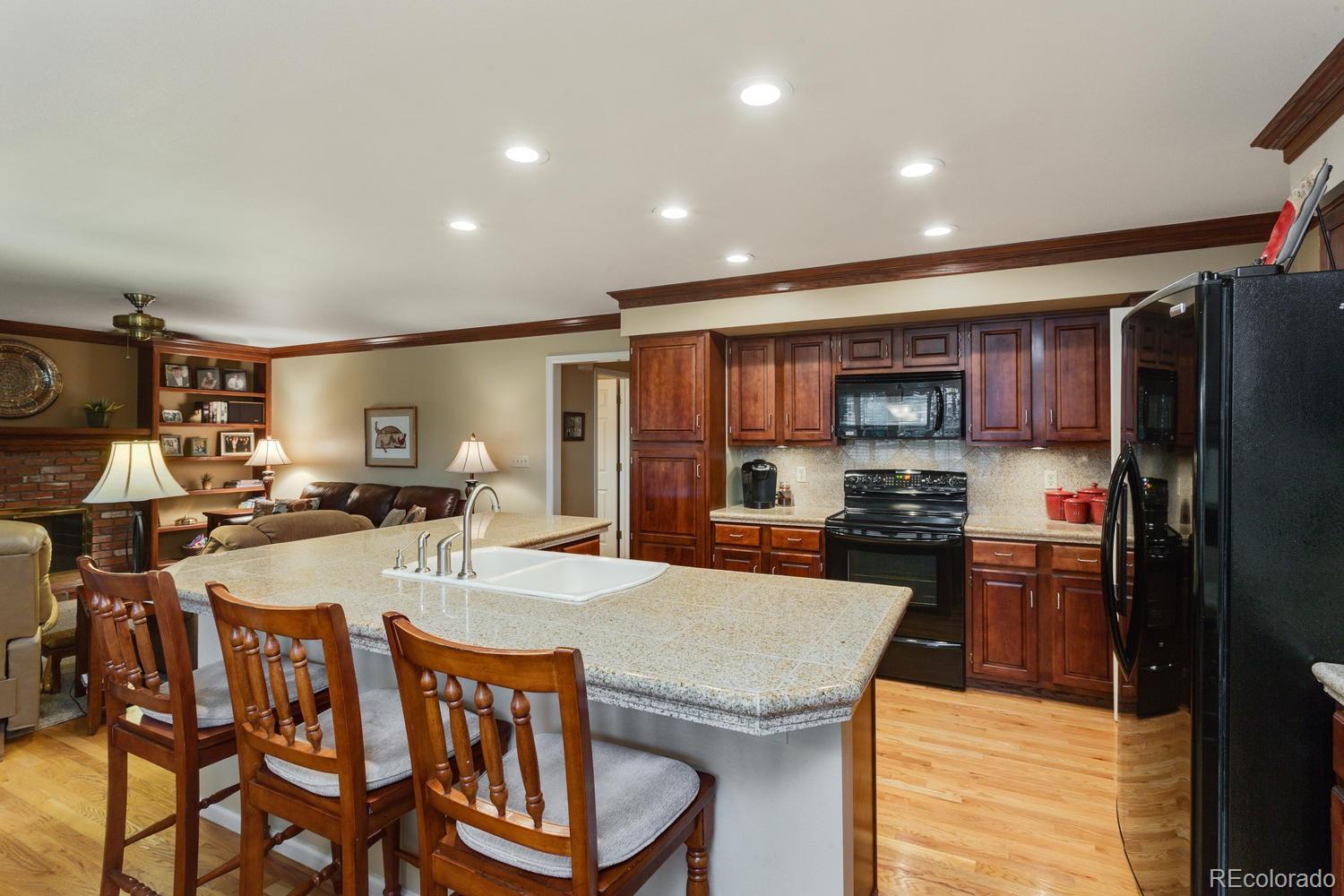 2356 Thistle Ridge Circle Highlands Ranch, CO 80126 - Photo 13 of 35 Gallery Image 13