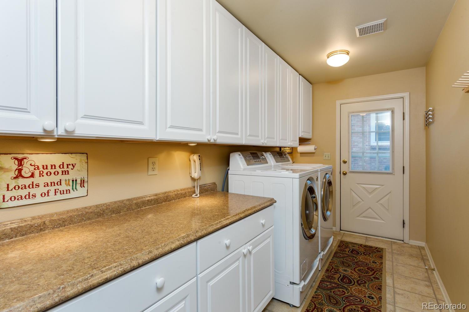 2356 Thistle Ridge Circle Highlands Ranch, CO 80126 - Photo 18 of 35 Gallery Image 18