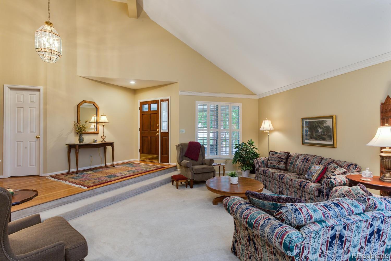 2356 Thistle Ridge Circle Highlands Ranch, CO 80126 - Photo 8 of 35 Gallery Image 8