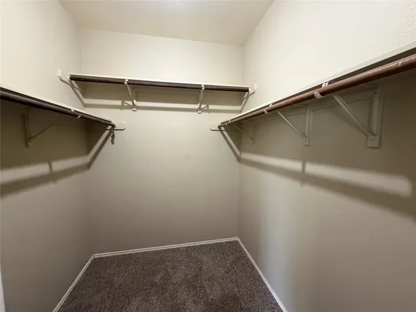 $1,550 | 1512 South Medina Street, Lockhart, TX 78644