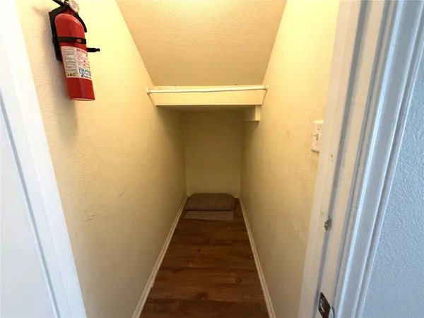 $1,550 | 1512 South Medina Street, Lockhart, TX 78644