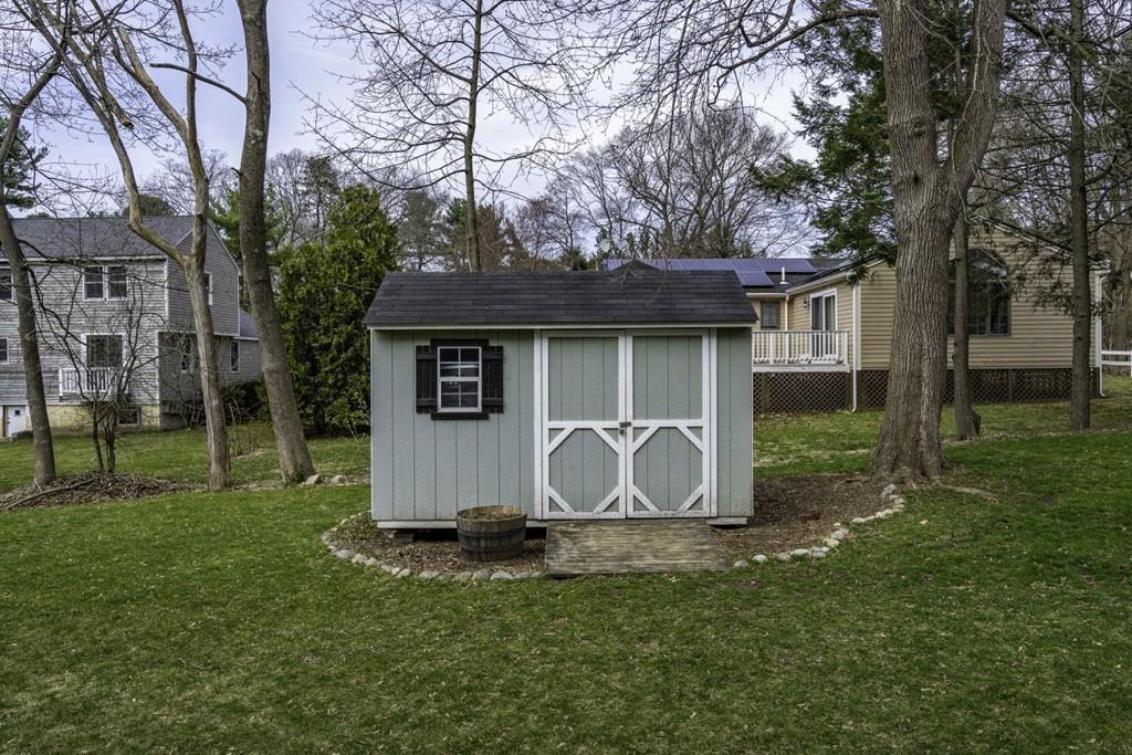 17 Lakeview Road Wayland, MA 01778 - Photo 21 of 30 Gallery Image 21