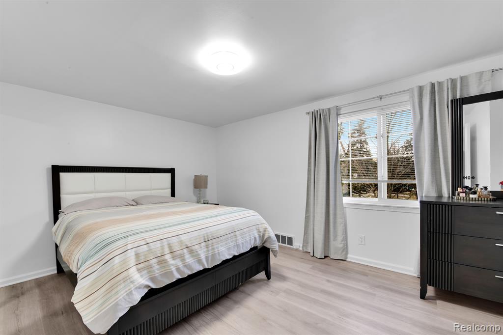 1668 Graefield Road, Unit 64 Birmingham, MI 48009 - Photo 10 of 22
