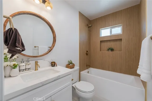 $1,199,000 | 4224 Falcon Avenue, Long Beach, CA 90807