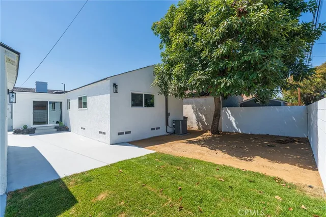 $1,199,000 | 4224 Falcon Avenue, Long Beach, CA 90807