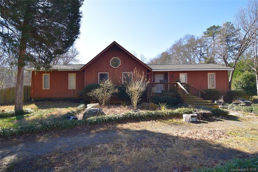2219 Primm Road Charlotte, NC 28216 - Photo 1 of 26 Gallery Image 1
