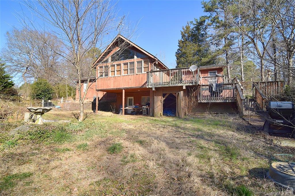 2219 Primm Road Charlotte, NC 28216 - Photo 2 of 26 Gallery Image 2