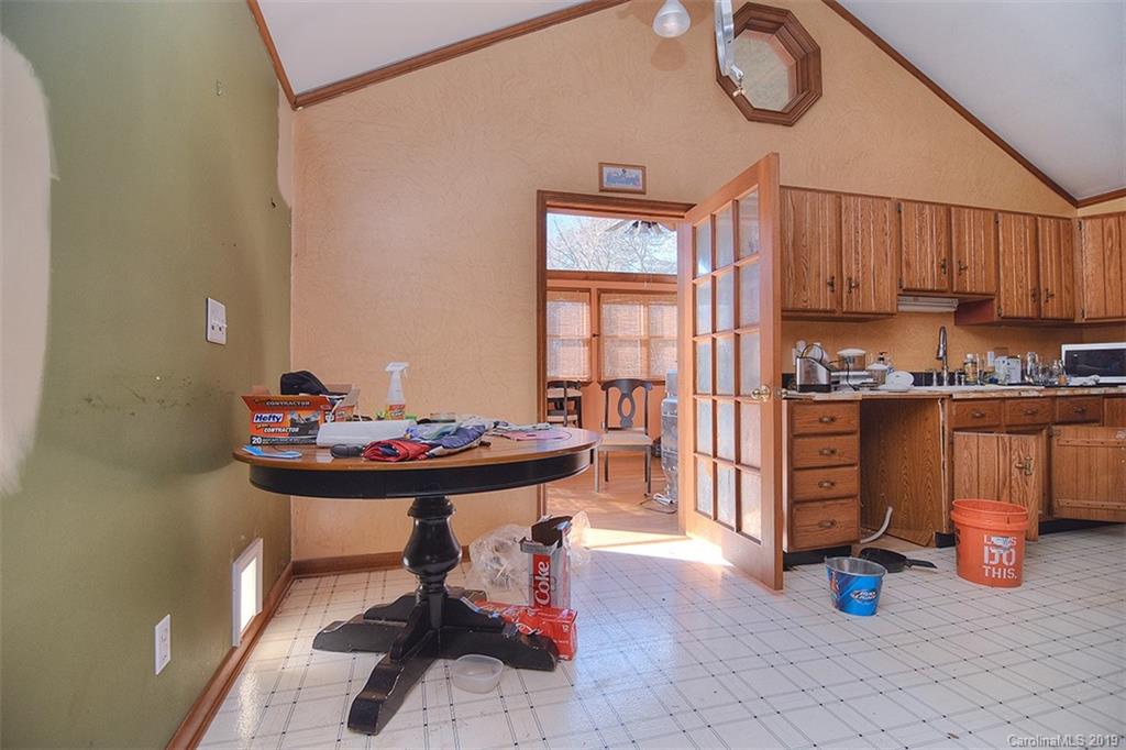 2219 Primm Road Charlotte, NC 28216 - Photo 11 of 26 Gallery Image 11