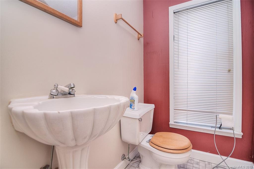 2219 Primm Road Charlotte, NC 28216 - Photo 12 of 26 Gallery Image 12