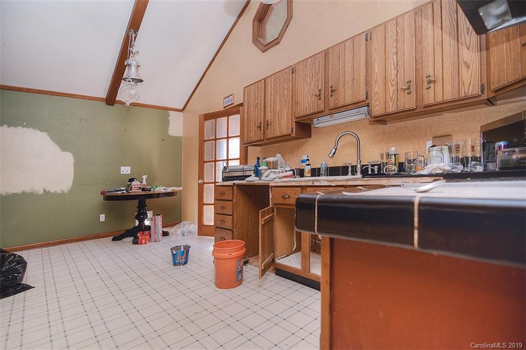 2219 Primm Road Charlotte, NC 28216 - Photo 13 of 26 Gallery Image 13