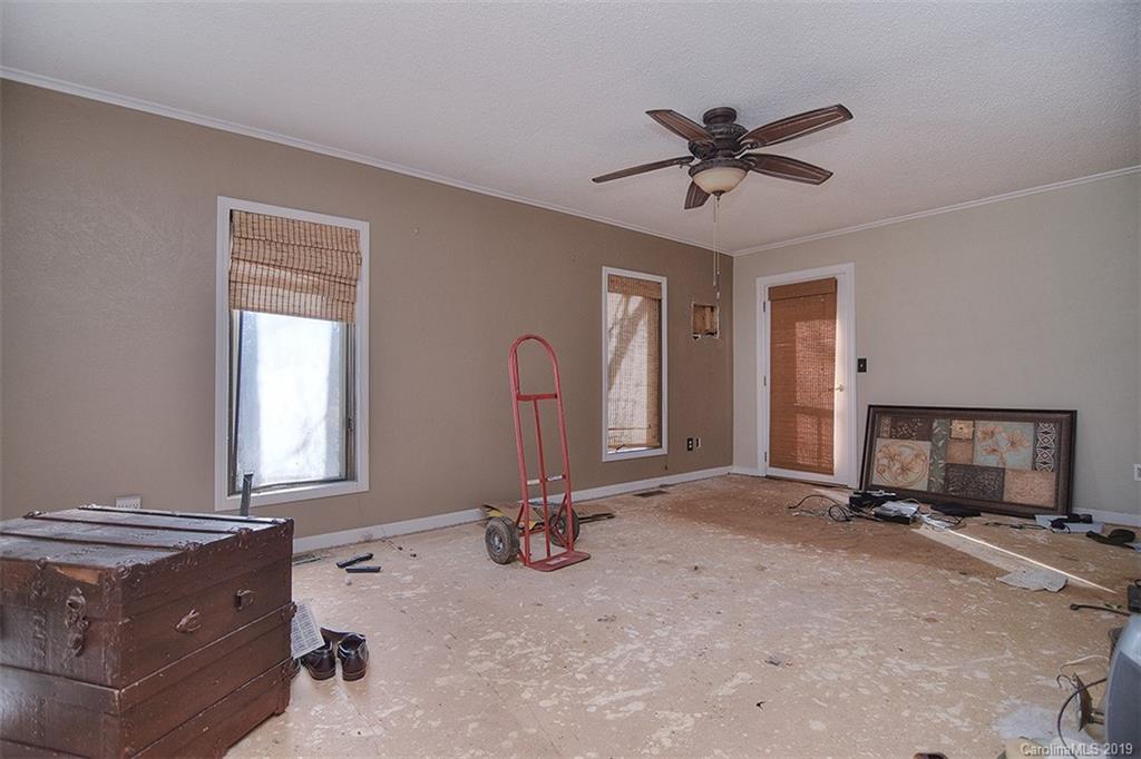 2219 Primm Road Charlotte, NC 28216 - Photo 19 of 26 Gallery Image 19