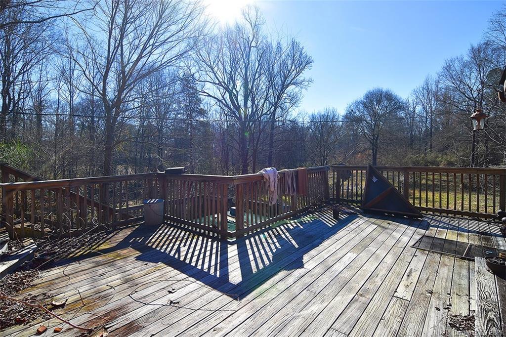 2219 Primm Road Charlotte, NC 28216 - Photo 3 of 26 Gallery Image 3