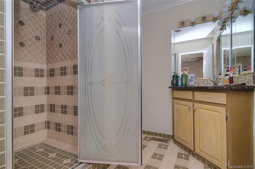 2219 Primm Road Charlotte, NC 28216 - Photo 21 of 26 Gallery Image 21
