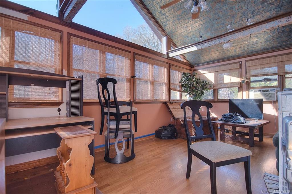 2219 Primm Road Charlotte, NC 28216 - Photo 22 of 26 Gallery Image 22