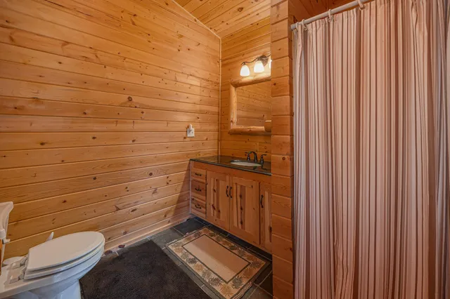 $375,000 | 1694 Buckshot Trail Northwest, Hackensack, MN 56452