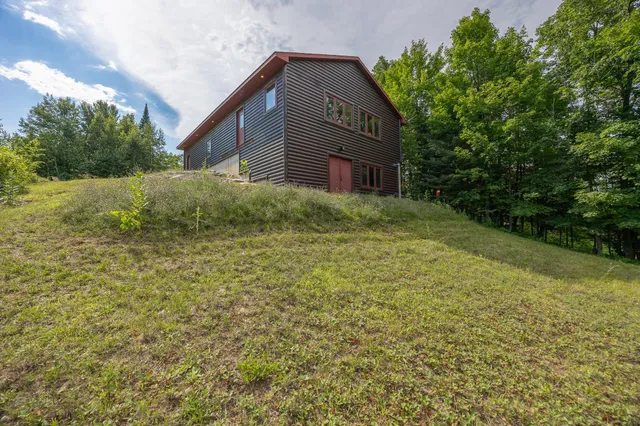 $375,000 | 1694 Buckshot Trail Northwest, Hackensack, MN 56452