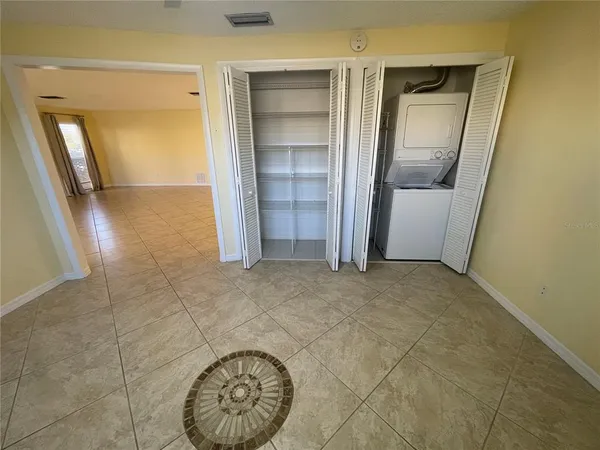 $2,250 | 124 Dogwood Circle, Seminole, FL 33777