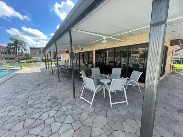 $2,250 | 124 Dogwood Circle, Seminole, FL 33777