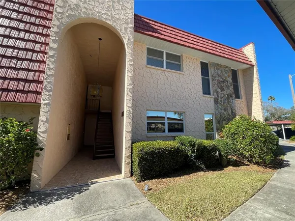 $2,250 | 124 Dogwood Circle, Seminole, FL 33777