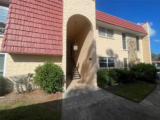 $2,495 | 124 Dogwood Circle, Seminole, FL 33777