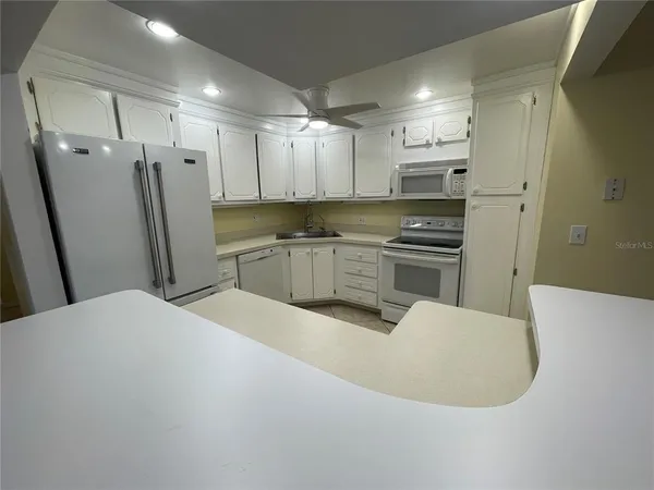 $2,250 | 124 Dogwood Circle, Seminole, FL 33777