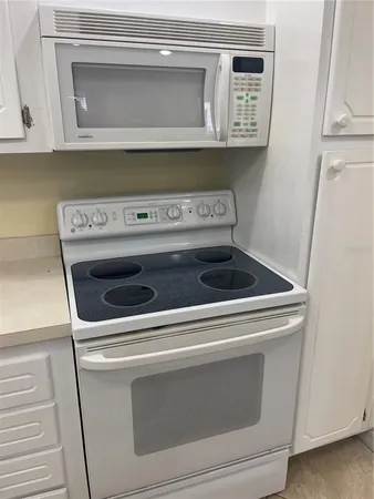 $2,250 | 124 Dogwood Circle, Seminole, FL 33777