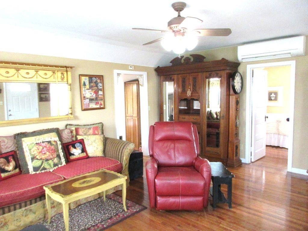 5630 Ager Road Montague, CA 96064 - Photo 12 of 28 Gallery Image 12