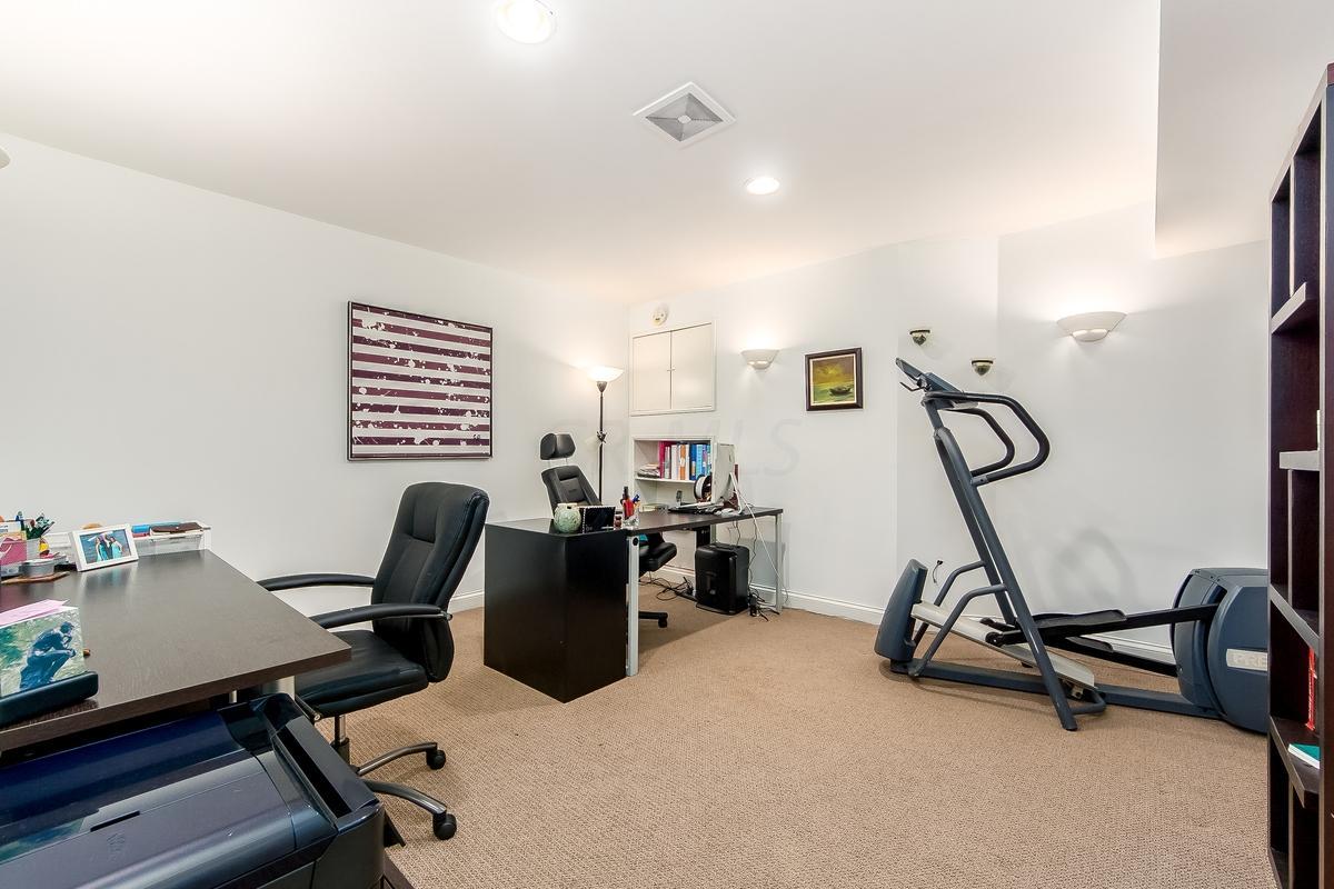 4500 Dublin Road, Unit SPC 473 Columbus, OH 43221 - Photo 44 of 57