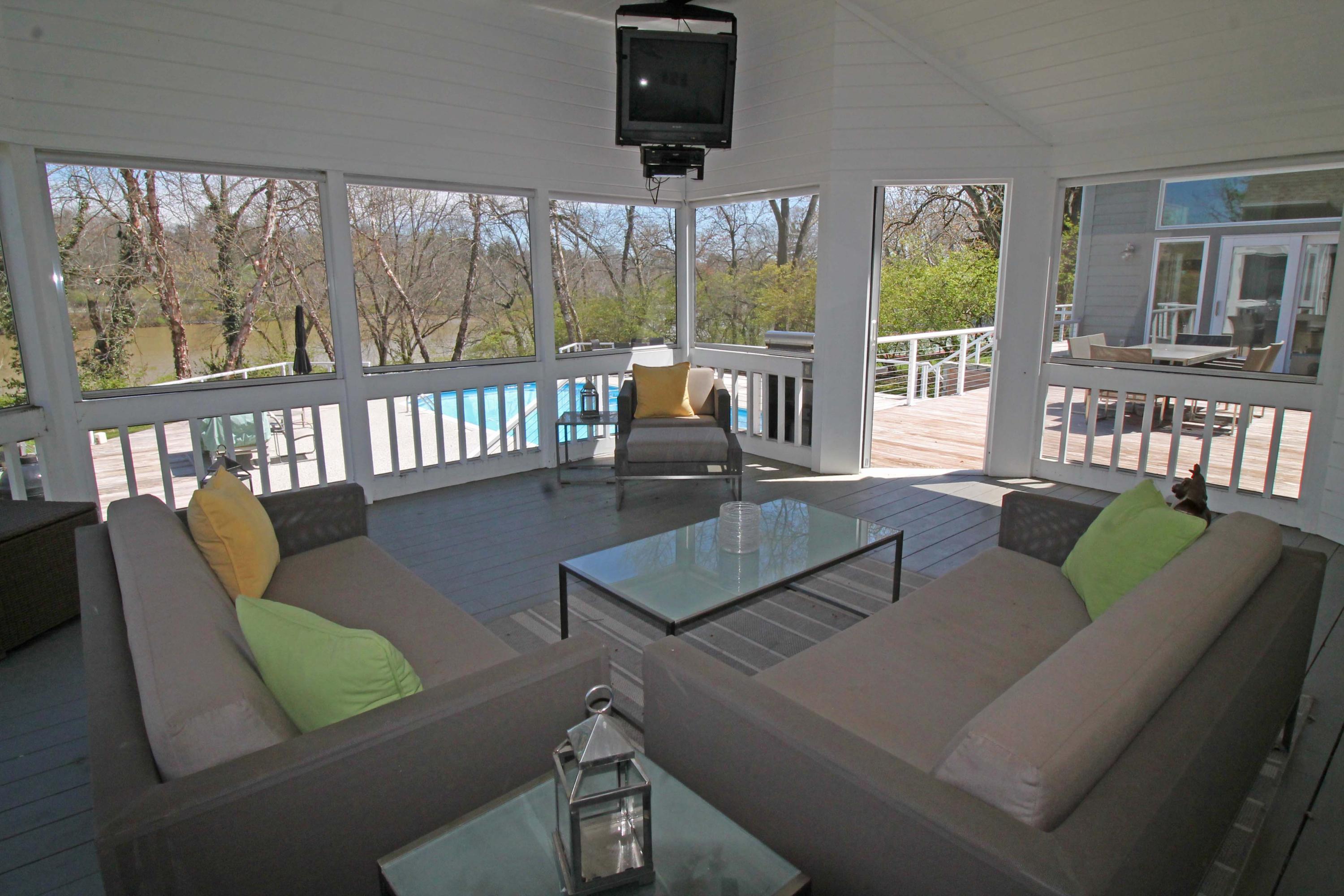 4500 Dublin Road, Unit SPC 473 Columbus, OH 43221 - Photo 46 of 57