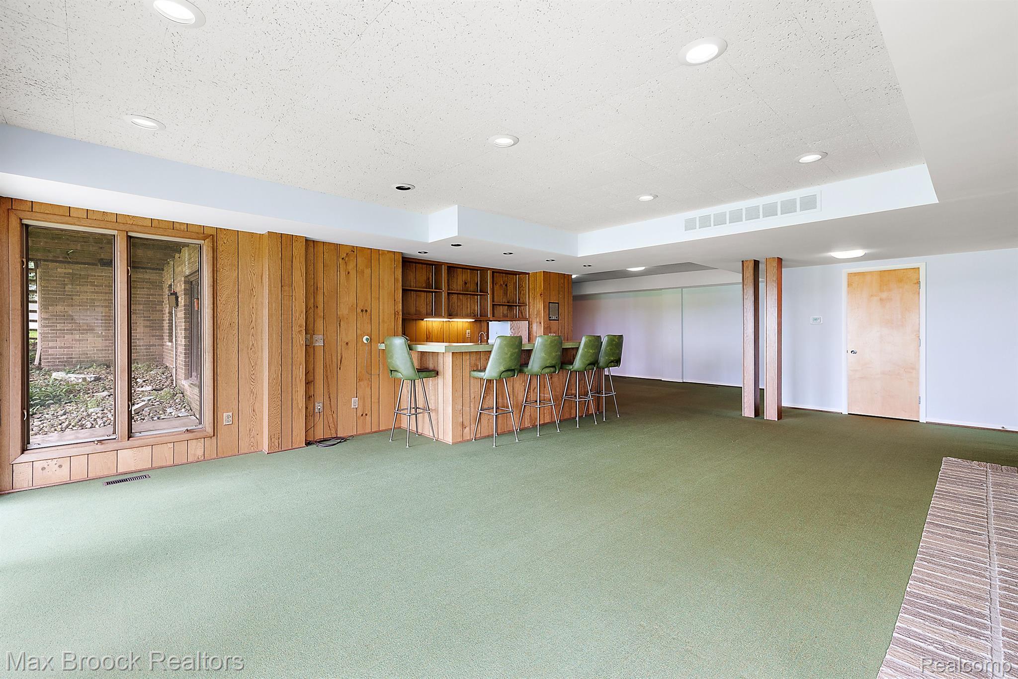 4550 Dow Ridge Road West Bloomfield, MI 48324 - Photo 42 of 46 Gallery Image 42