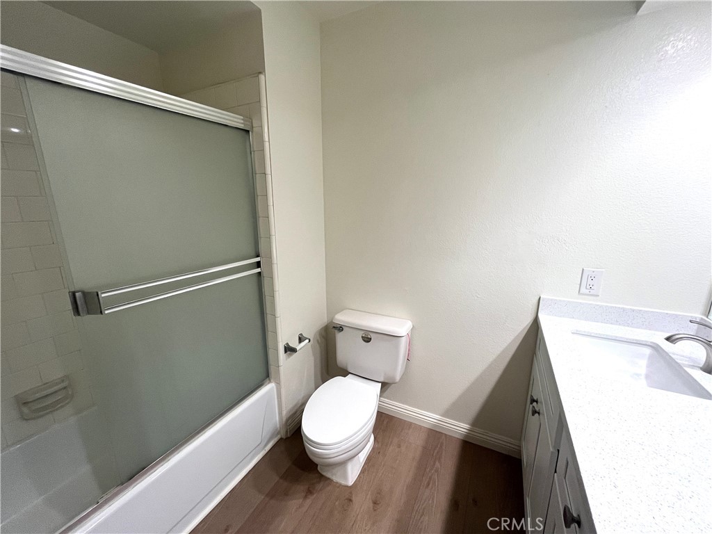 926 Essex Road San Dimas, CA 91773 - Photo 34 of 45 Hallway Bathroom Upstairs