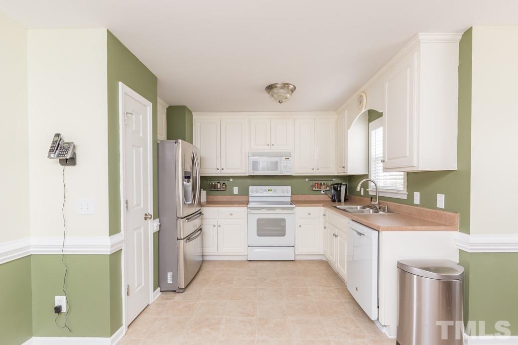 552 Axum Road Willow Spring, NC 27592 - Photo 7 of 25 There is floor space for an island!