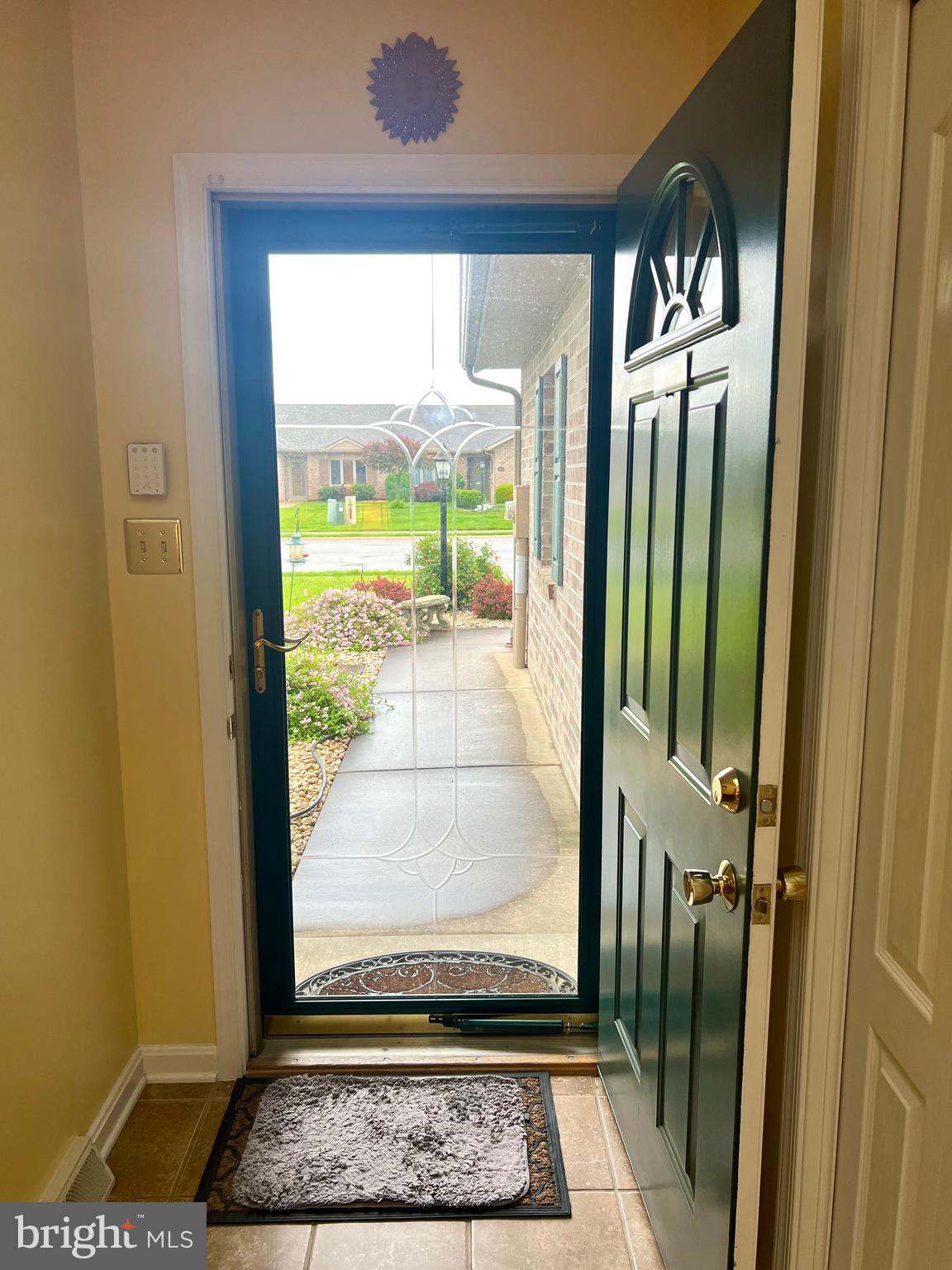 348 Phoenix Drive Chambersburg, PA 17201 - Photo 3 of 33