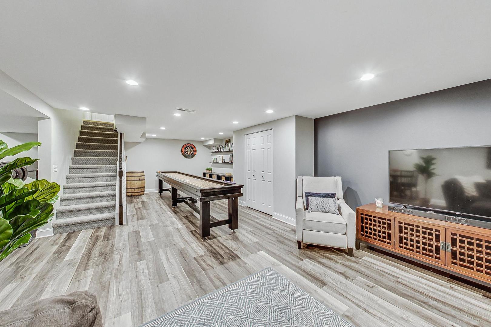 1345 East Bailey Road Naperville, IL 60565 - Photo 30 of 49 a living room with furniture