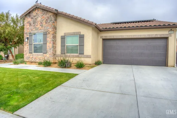 $530,000 | Undisclosed Address, Shafter, CA 93263