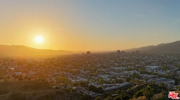 $1,300,000 | 4767 Round Top Drive, Los Angeles, CA 90041
