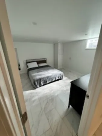 $3,800 | 5146 North Kenneth Avenue, Chicago, IL 60630