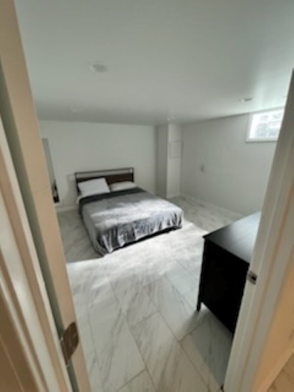 5146 North Kenneth Avenue Chicago, IL 60630 - Photo 11 of 23