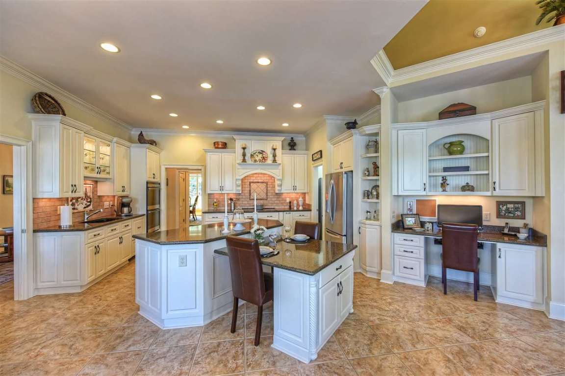 606 Longview Court Seneca, SC 29672 - Photo 23 of 36 Gallery Image 23