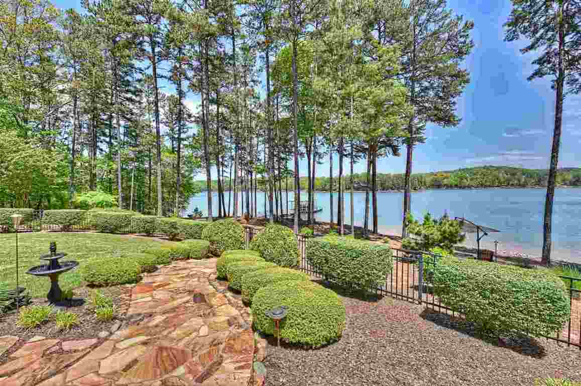 606 Longview Court Seneca, SC 29672 - Photo 3 of 36 Gallery Image 3
