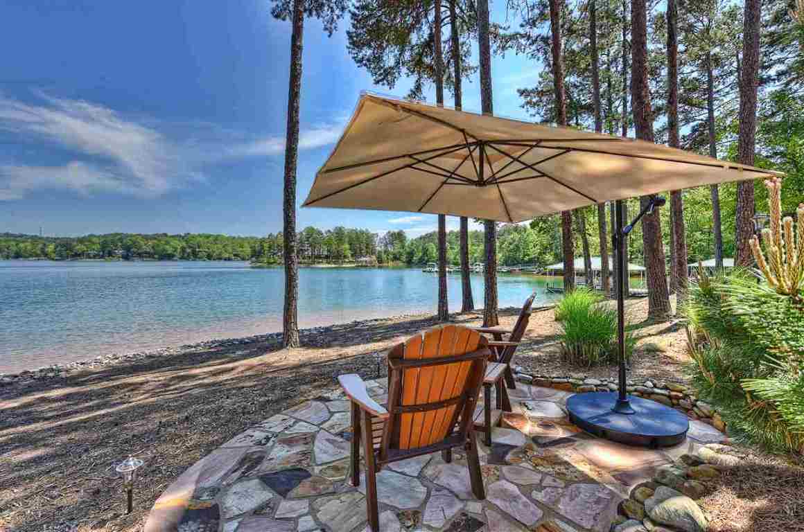 606 Longview Court Seneca, SC 29672 - Photo 6 of 36 Gallery Image 6