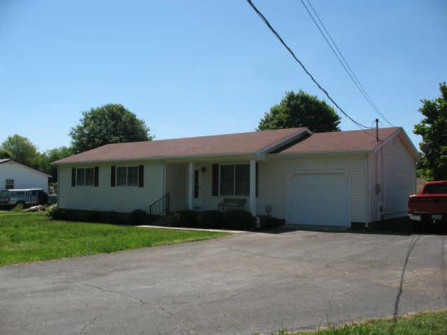 400 Woods Edge Road Winchester, TN 37398 - Photo 2 of 18 Gallery Image 2