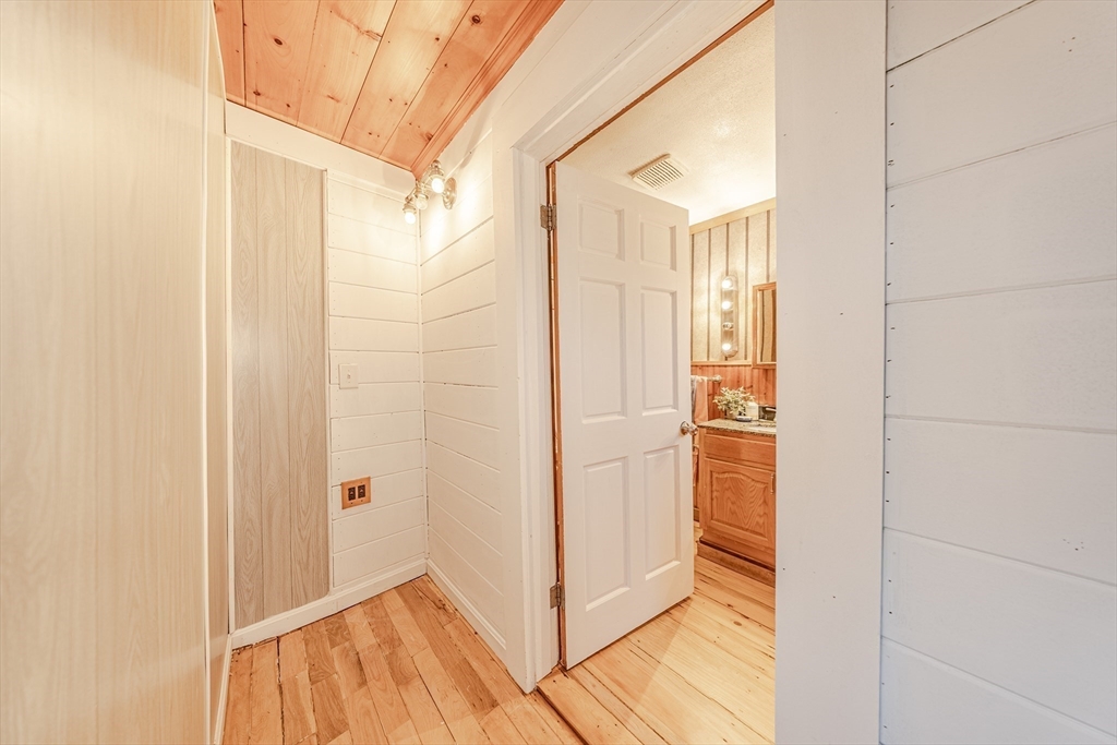 95 Cherry Street Middleboro, MA 02346 - Photo 15 of 41