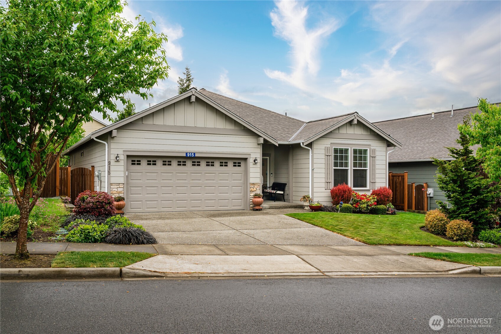 915 Alpine View Drive Mount Vernon, WA 98274 - Photo 1 of 26
