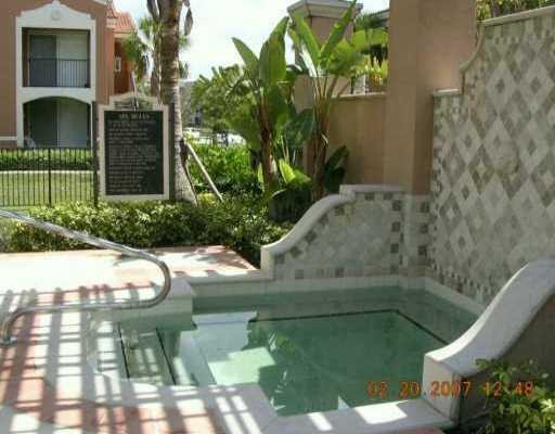 7940 North Nob Hill Road, Unit 4303 Tamarac, FL 33321 - Photo 4 of 8 Swimming Pool/Hot Tub/Sauna
